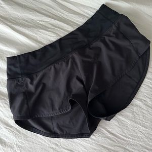 Lululemon Speed Up Shorts 2.5